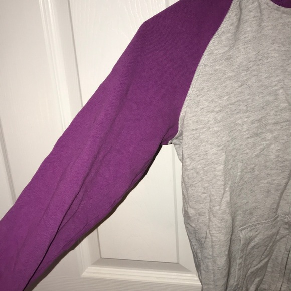 Sweater - Picture 4 of 4